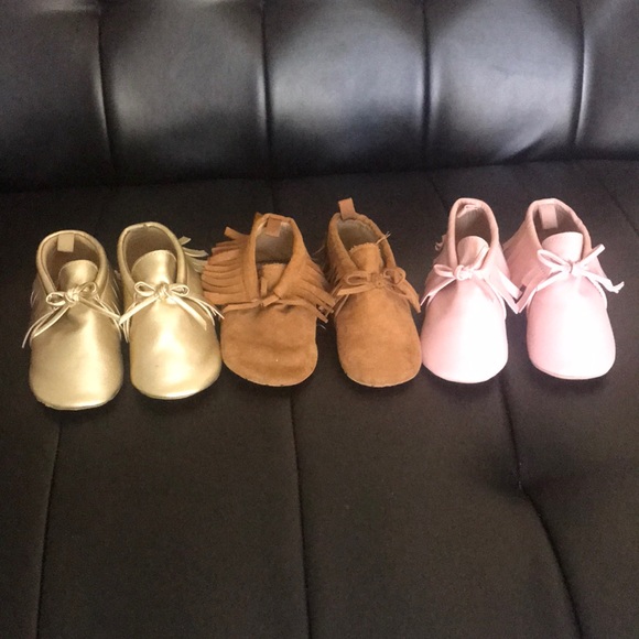 Old Navy Other - Moccasins bundle